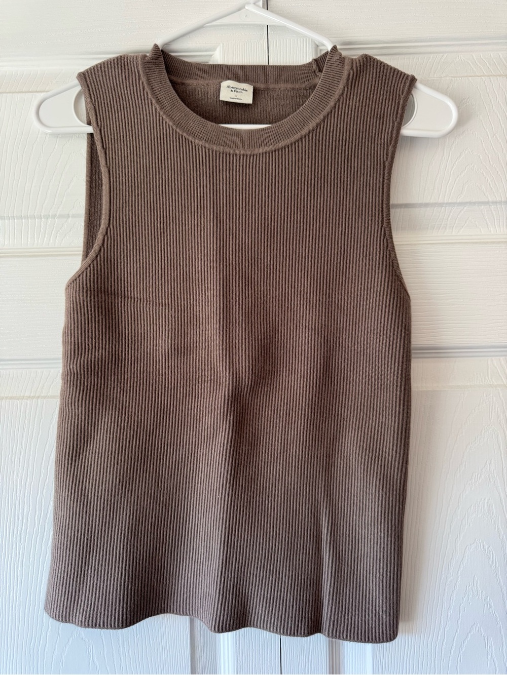 Abercrombie and Fitch Sleeveless Ribbed Knit Tank Top - Picture 2 of 5